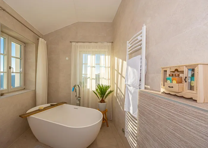 Villa Vinodol Hilltop Estate Bribir