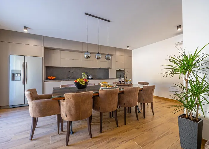 Vinodol Hilltop Estate * Bribir