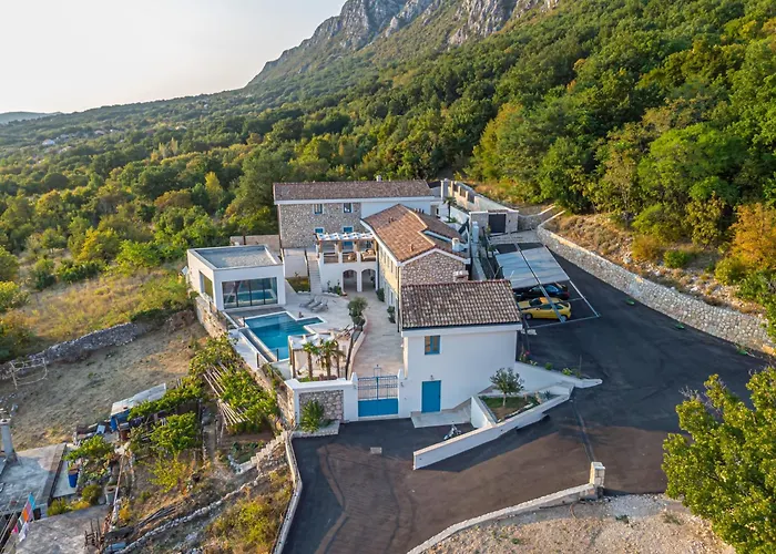 Villa Vinodol Hilltop Estate Bribir (Primorje-Gorski Kotar)